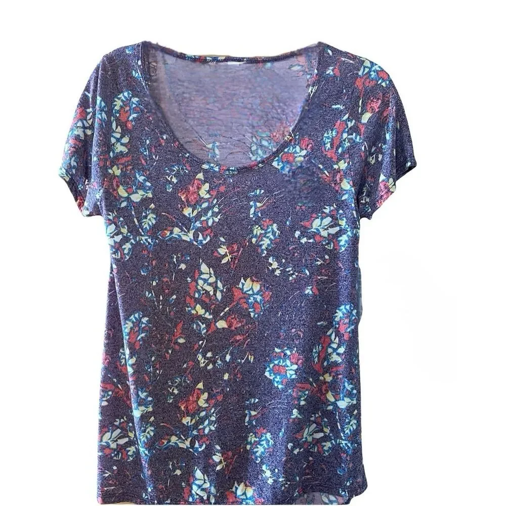 Lularoe Classic Tee